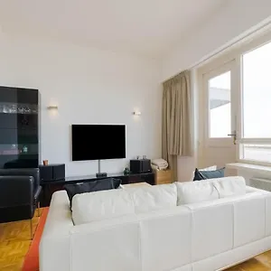  Apartment Comfortable In With Sea Views